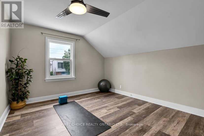 9 Huron Avenue — photo 25 of 35