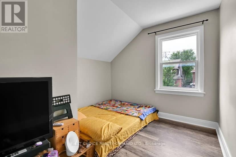 9 Huron Avenue — photo 26 of 35