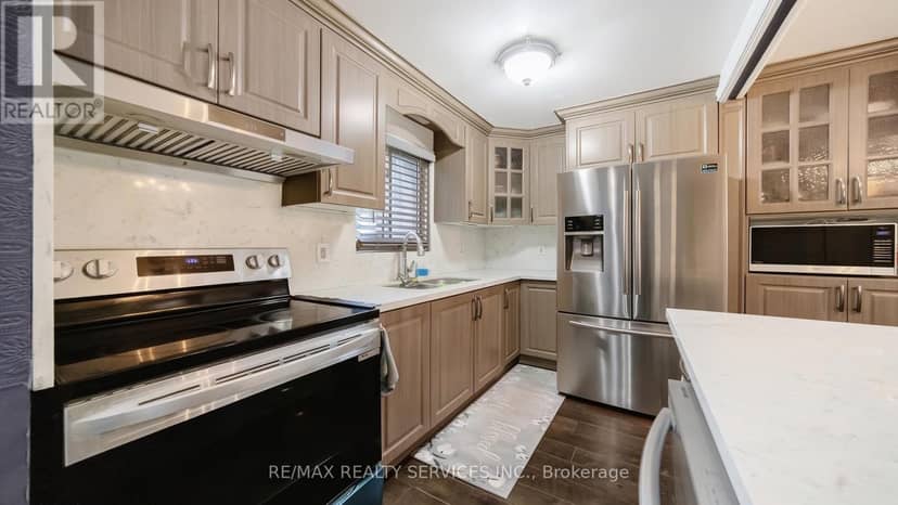 3 Grand Valley Drive — photo 7 of 40