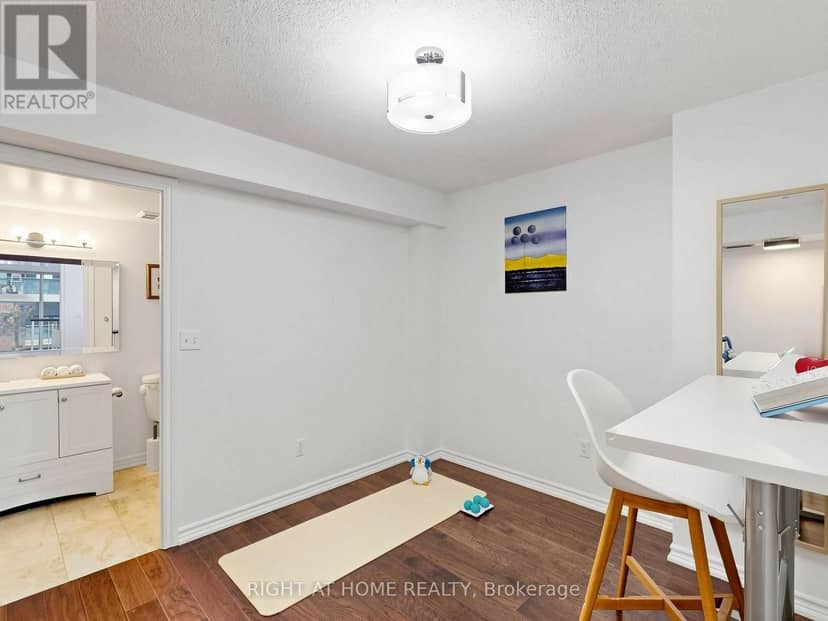 404 - 30 Hayden Street — photo 18 of 29