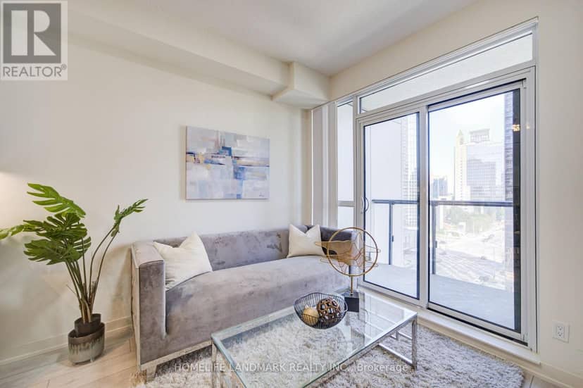 818 - 4955 Yonge Street — photo 9 of 22