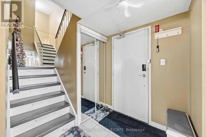 126 - 2645 Jane Street — photo 5 of 35