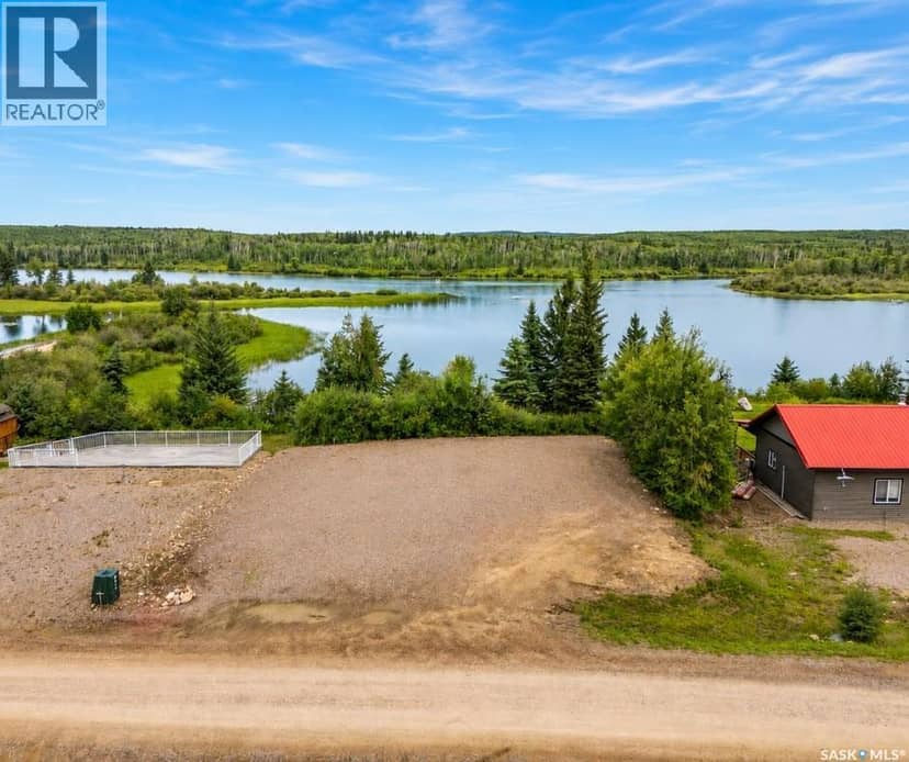 822 Spruce STREET, Lac des Îles