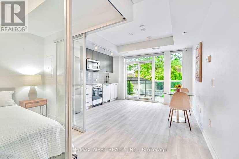 211 - 2300 St Clair Avenue W, Toronto
