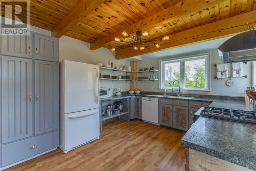19 Sandy Cove Lane — photo 16 of 40