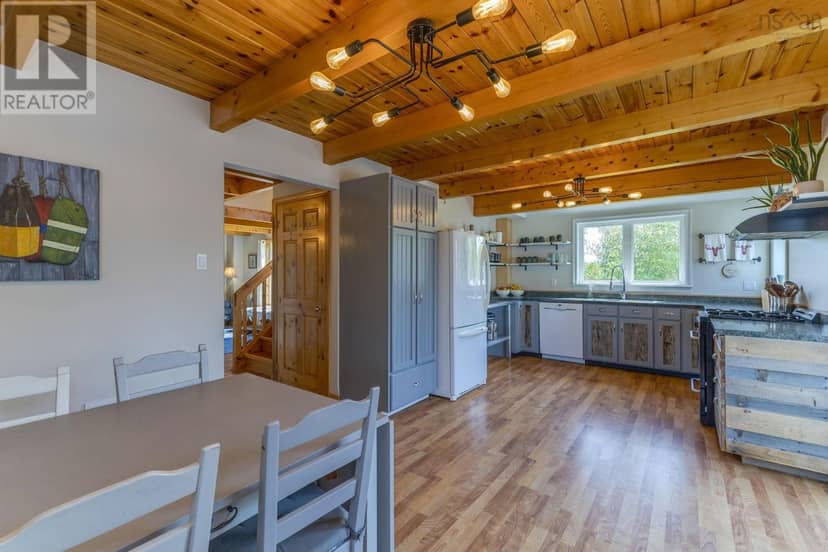 19 Sandy Cove Lane — photo 13 of 40