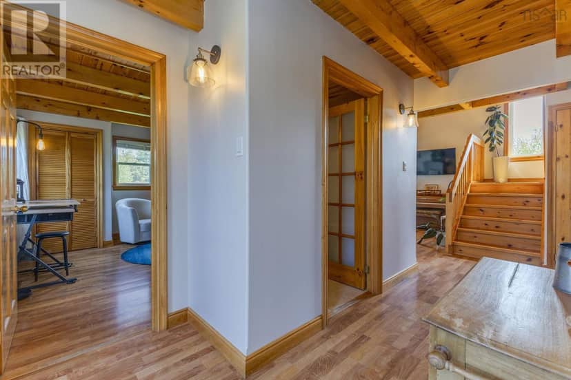 19 Sandy Cove Lane — photo 11 of 40