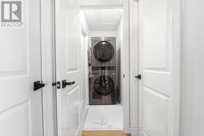 29 Blackthorn Lane — photo 21 of 40