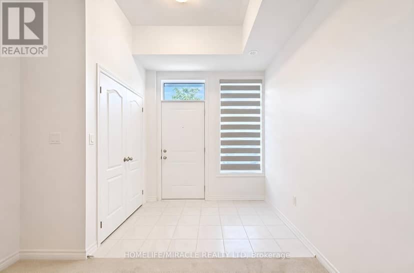 415 Dougall Avenue — photo 3 of 23