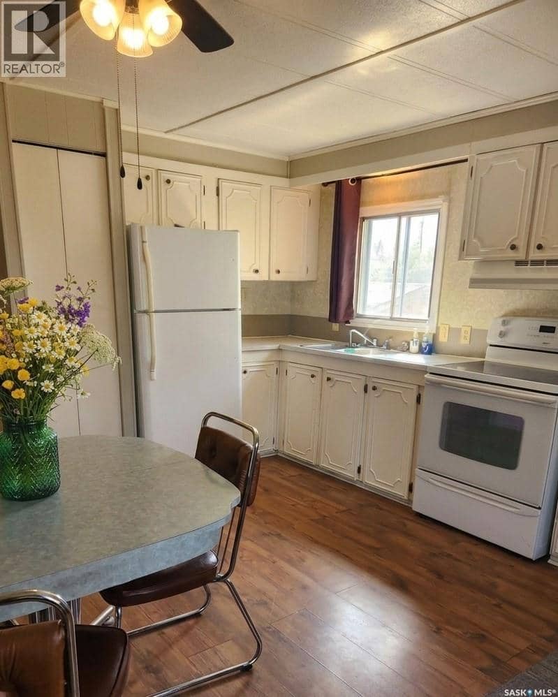 267 Lakeshore DRIVE — photo 12 of 34