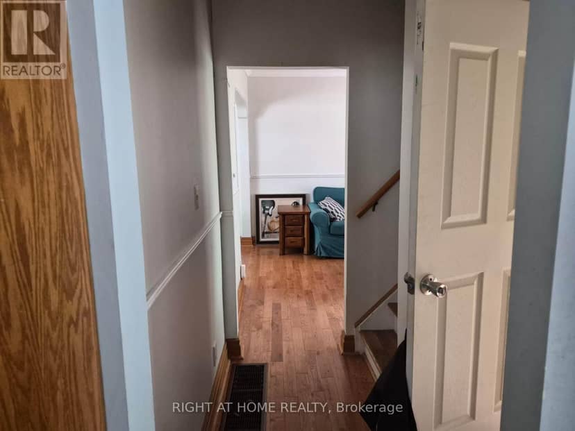 17 Gwendolen Avenue — photo 4 of 23