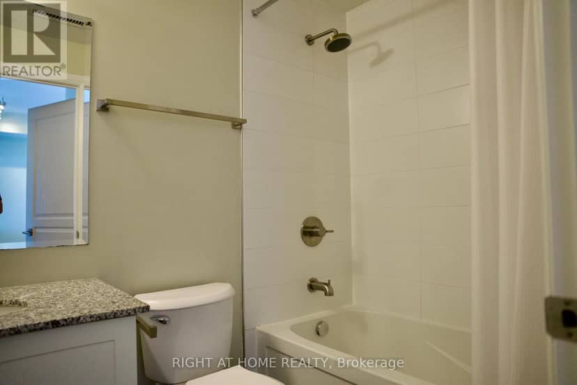 708 - 118 Holmwood Avenue — photo 13 of 24