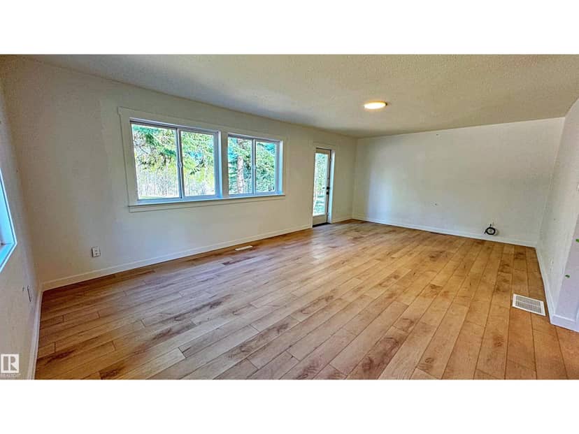 620076B Hwy 661 — photo 16 of 40