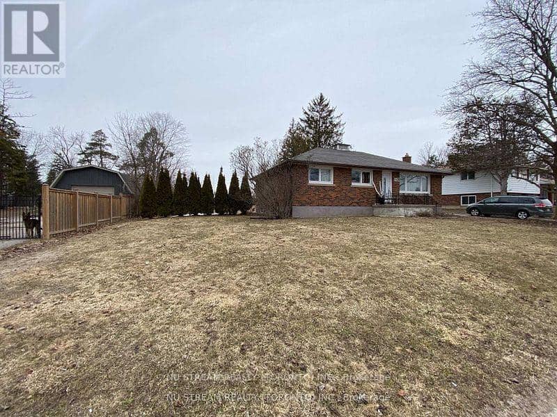 548 Big Bay Point Road, Barrie