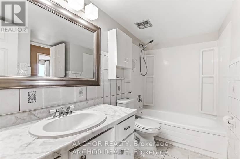 709 - 1255 Commissioners Road W — photo 8 of 11