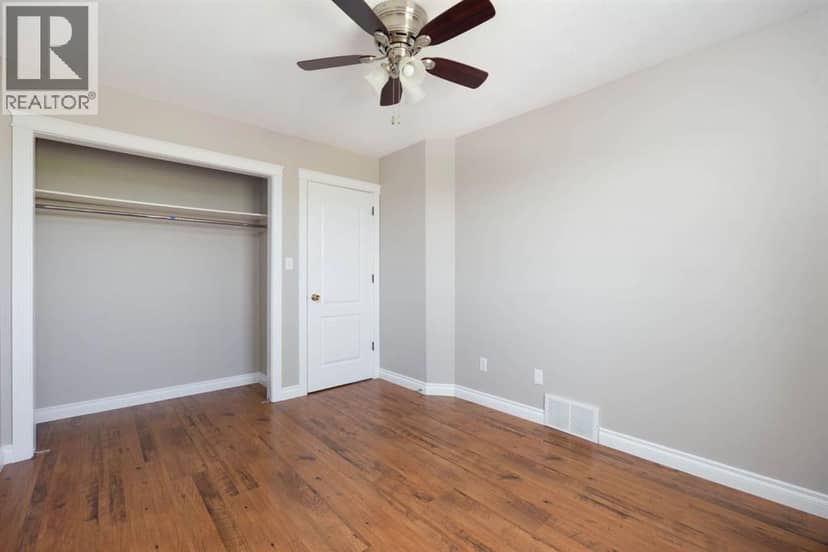 632 Athabasca Avenue — photo 15 of 34