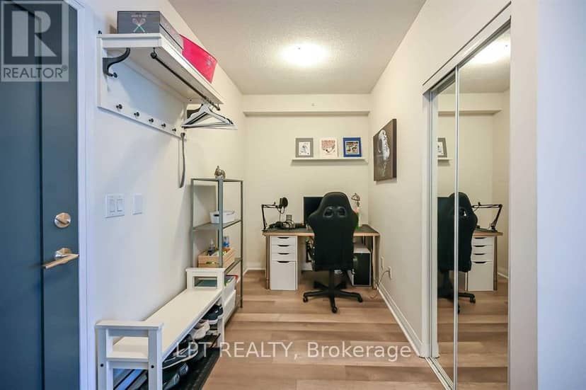 1305 - 5025 Four Springs Avenue — photo 4 of 36