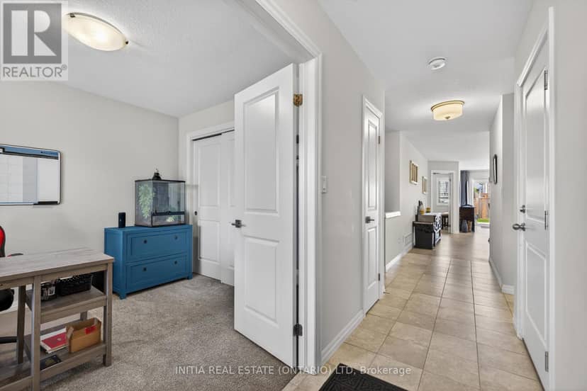 7 Cortland Terrace — photo 4 of 33