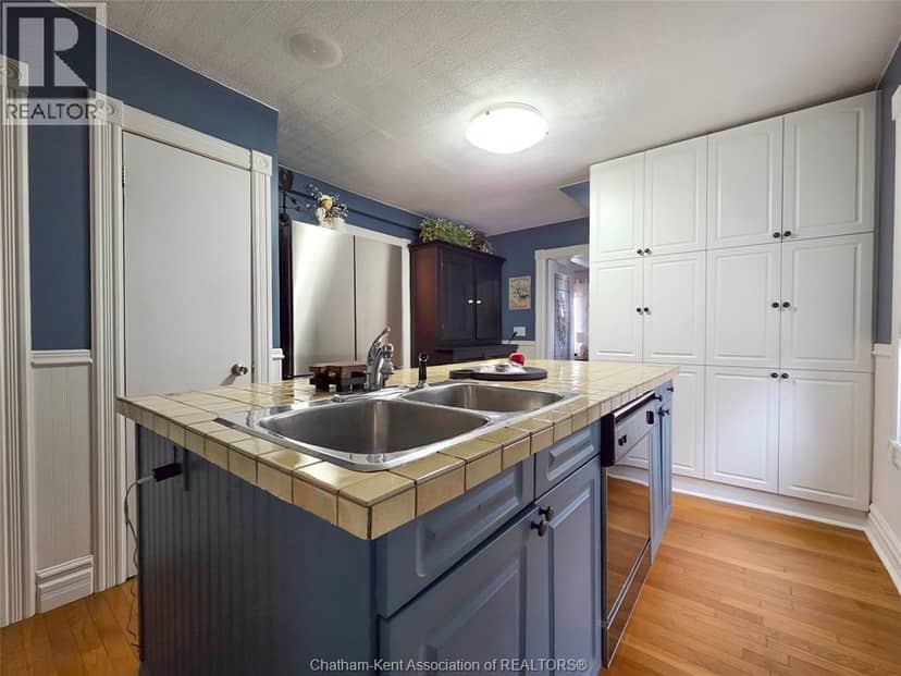 170 Lacroix Street — photo 9 of 40