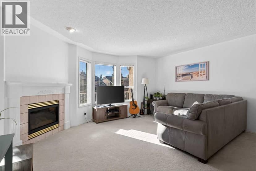 320 Sierra Morena Green SW — photo 16 of 38