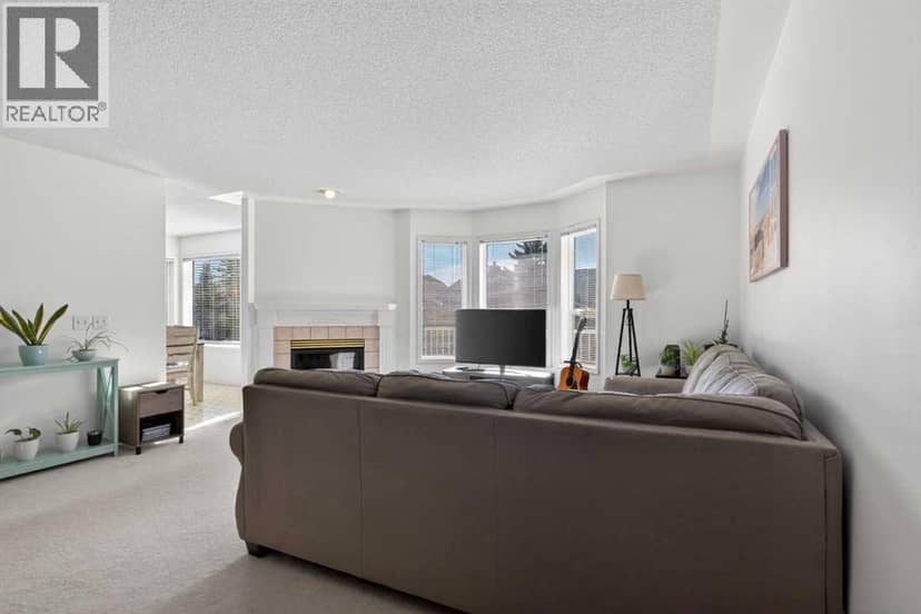 320 Sierra Morena Green SW — photo 17 of 38