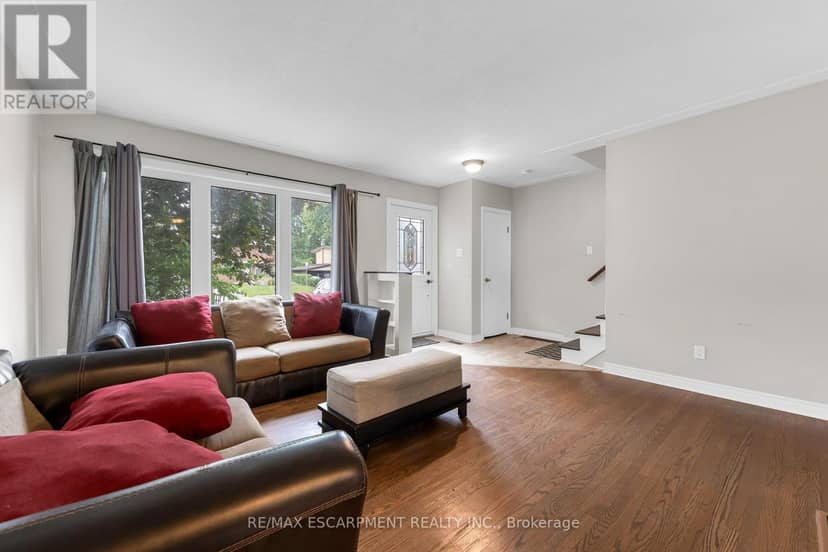 203B Erb Street — photo 6 of 26