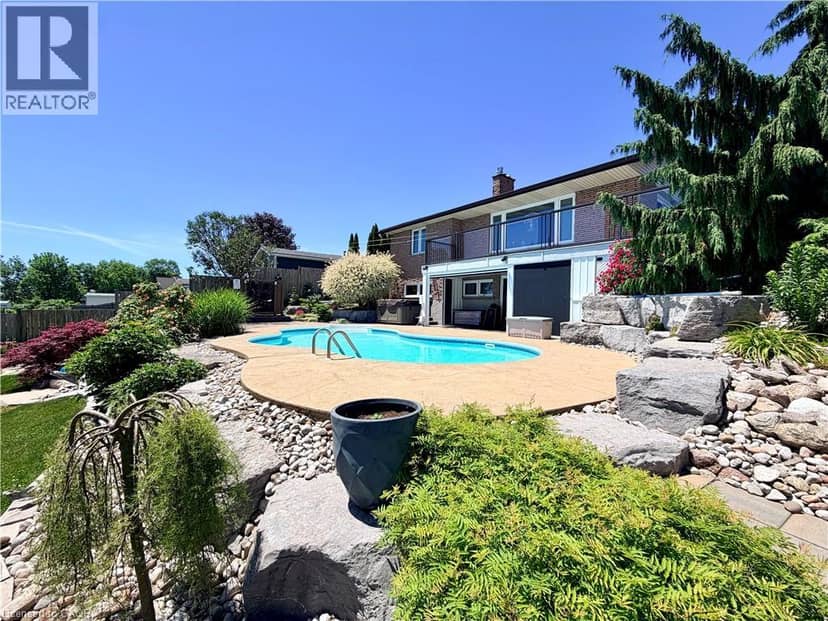 33 BEE Street, St. Williams, photo 5