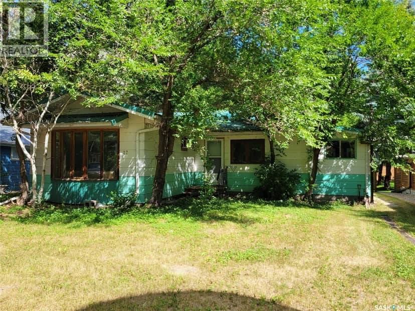 27 Elm STREET, Katepwa Beach