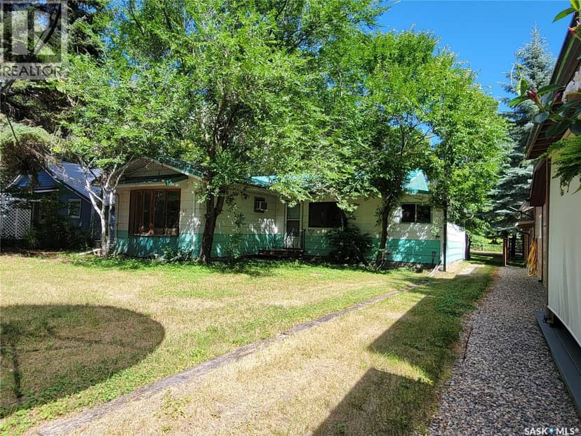 27 Elm STREET, Katepwa Beach, photo 2