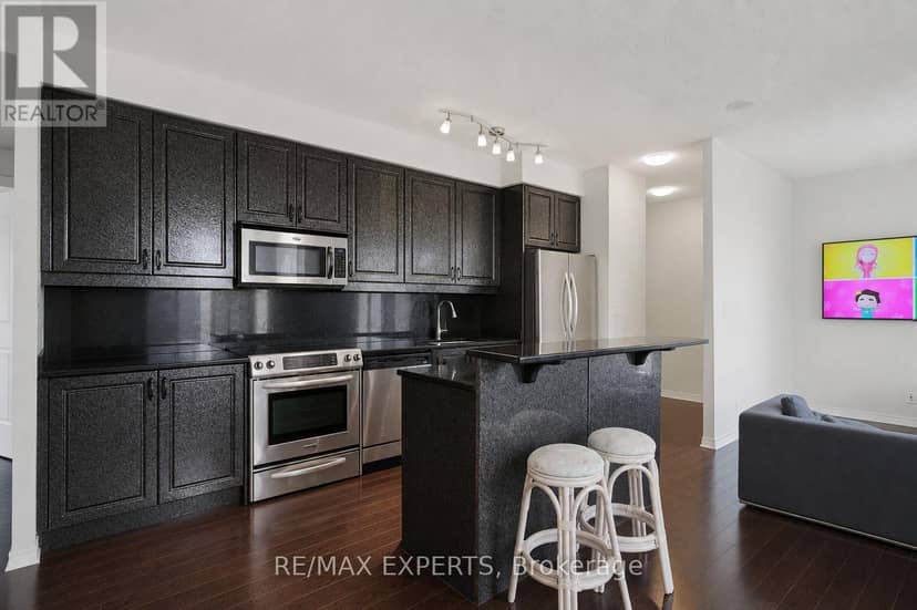 614 - 9225 Jane Street — photo 7 of 22
