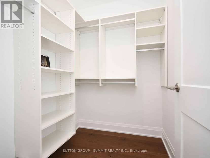 1606 - 21 Park Street E — photo 33 of 40