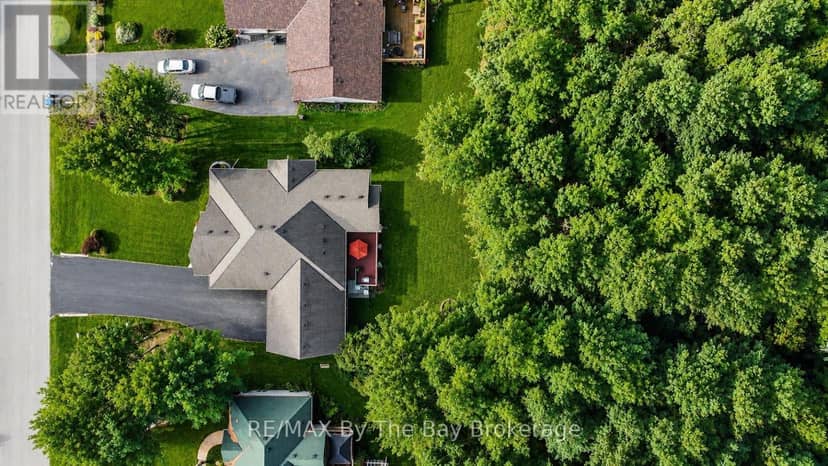 60 Martyn Drive — photo 3 of 40