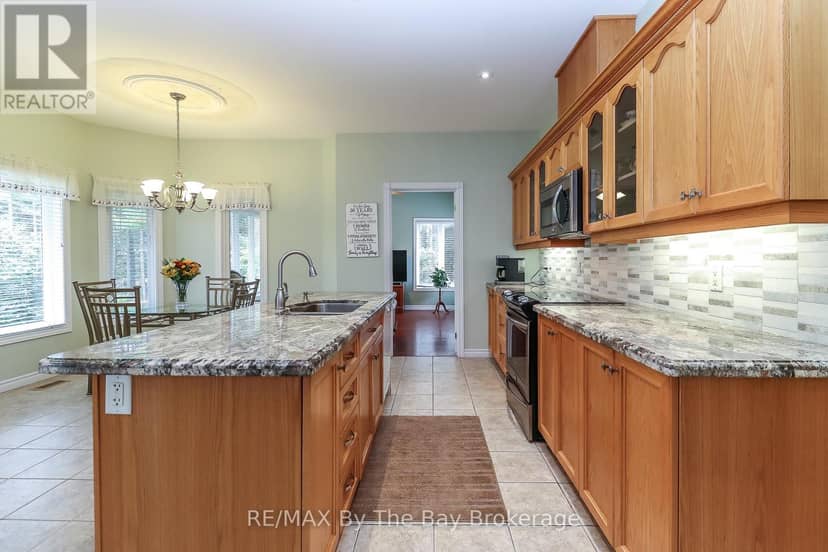 60 Martyn Drive — photo 6 of 40