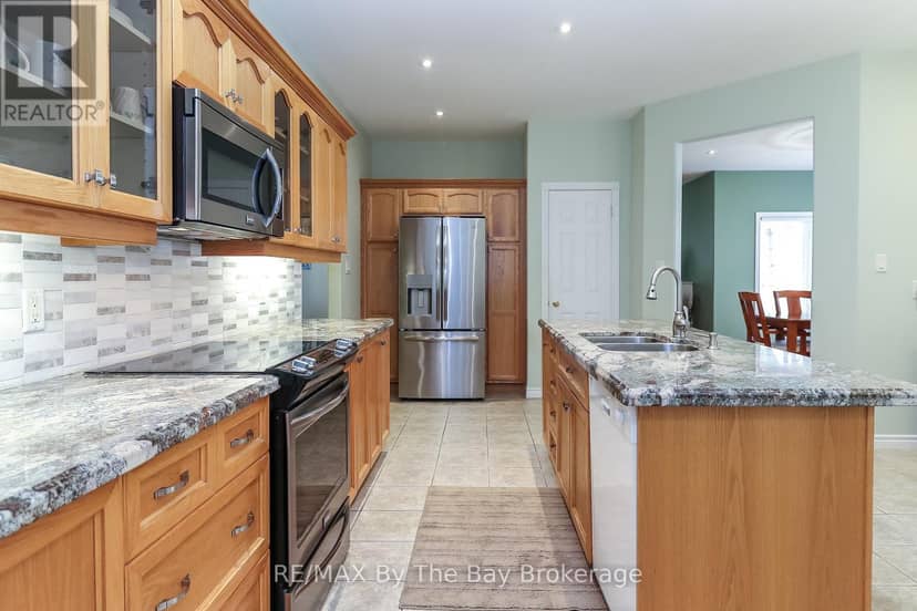 60 Martyn Drive — photo 8 of 40