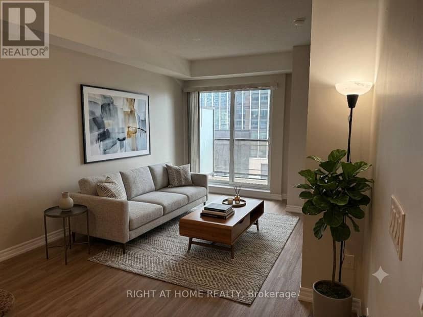 401 - 385 Prince Of Wales Drive — photo 4 of 28