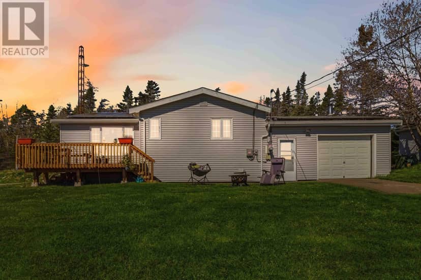 286 Beaver Harbour Road — photo 3 of 40