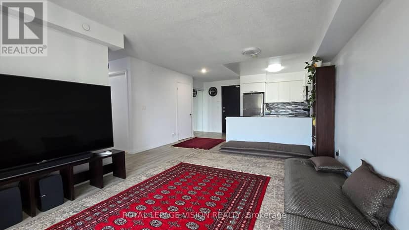 1812 - 2150 Lawrence Avenue E — photo 19 of 27