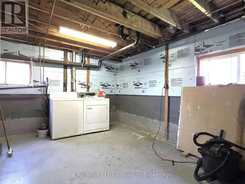 34 Third Avenue — photo 27 of 27