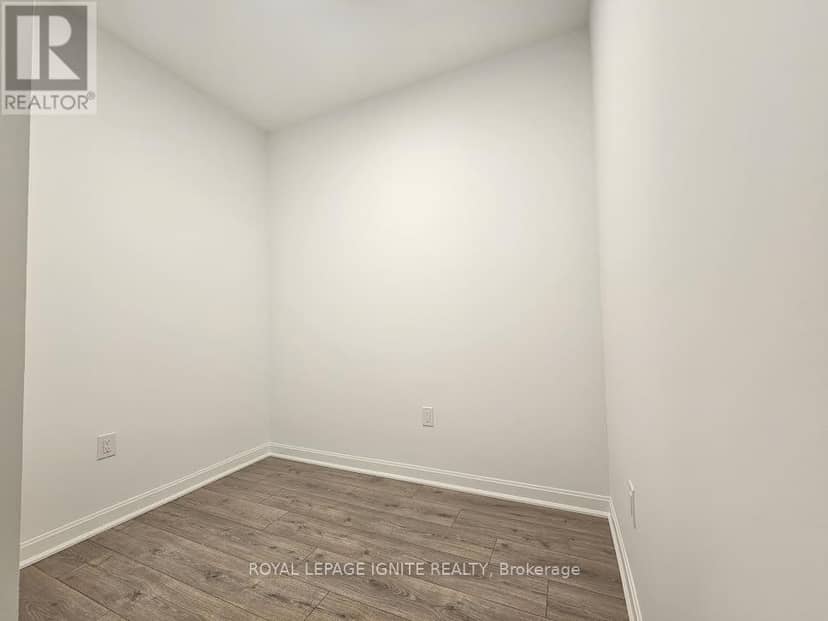 529 - 223 Princess Street — photo 4 of 20