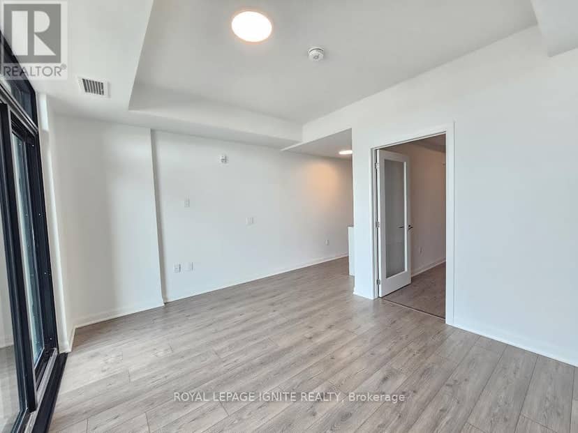 529 - 223 Princess Street — photo 9 of 20