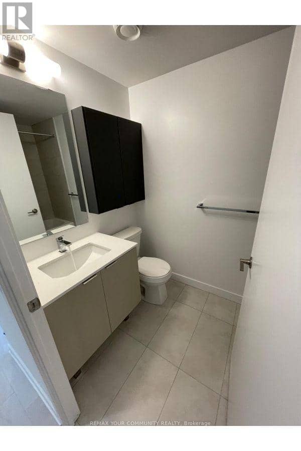 527 - 8 Tippett Road — photo 12 of 28
