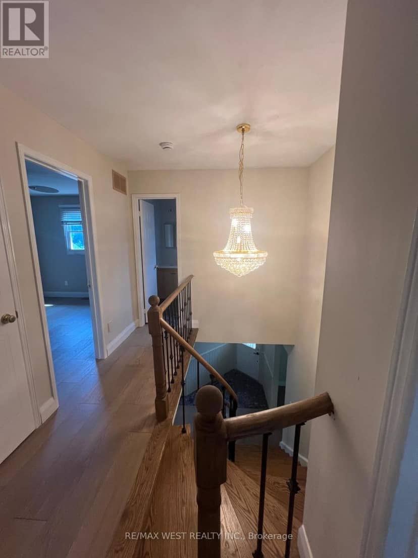 51 Moorcrest Drive — photo 17 of 34