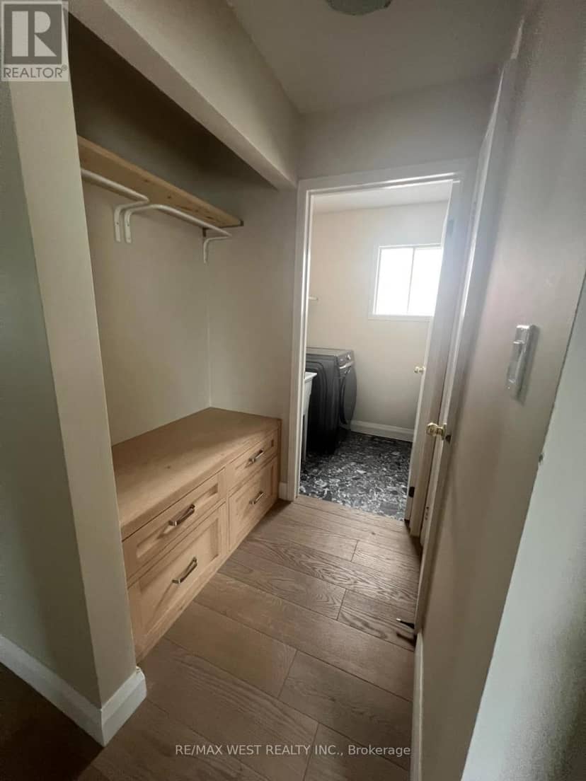 51 Moorcrest Drive — photo 10 of 34