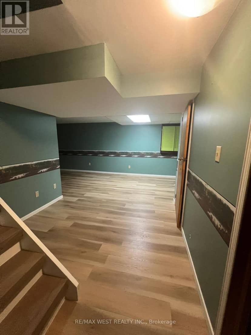 51 Moorcrest Drive — photo 27 of 34
