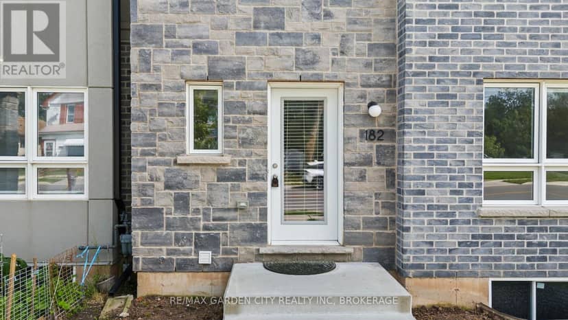 8 - 182 Broadway Lane — photo 2 of 31