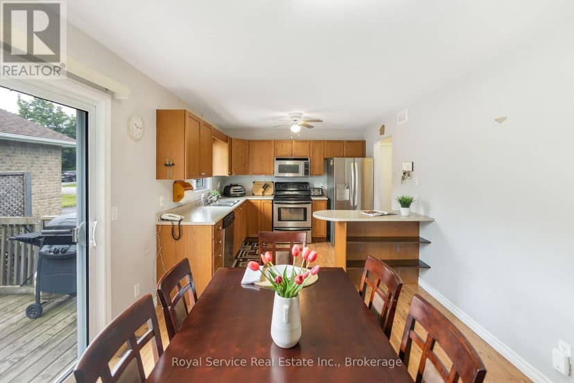 10 Jane's Court — photo 21 of 40
