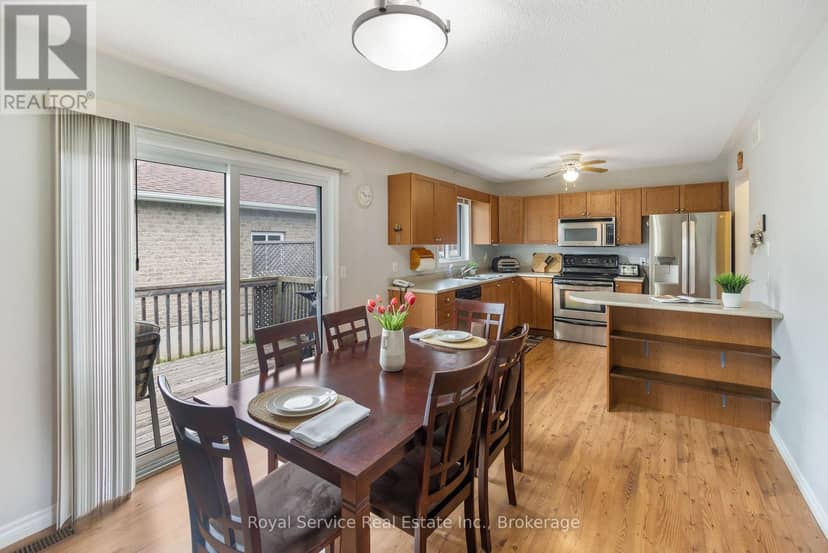 10 Jane's Court — photo 23 of 40