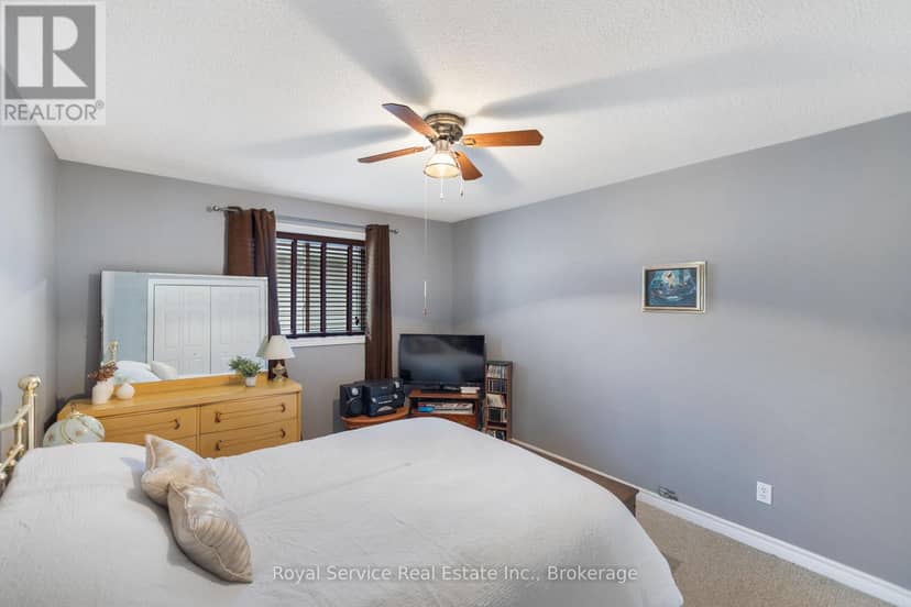 10 Jane's Court — photo 26 of 40