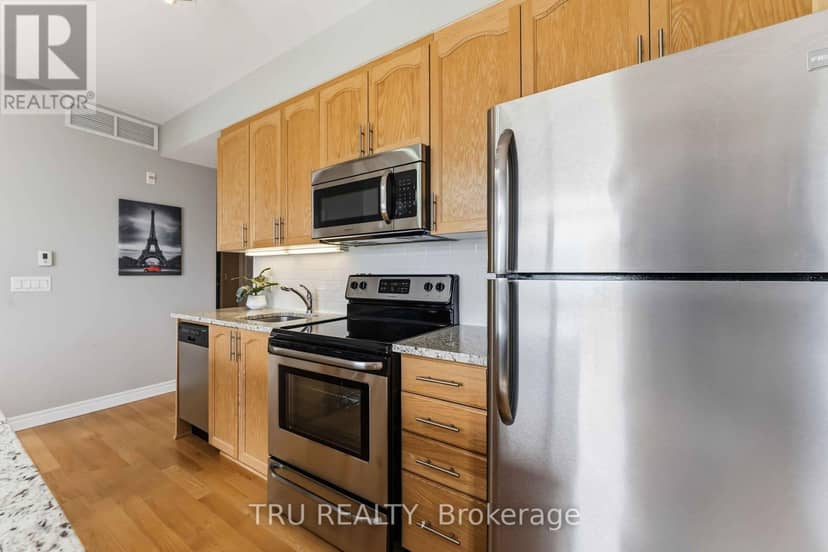 301 - 755 Beauparc Private — photo 12 of 40