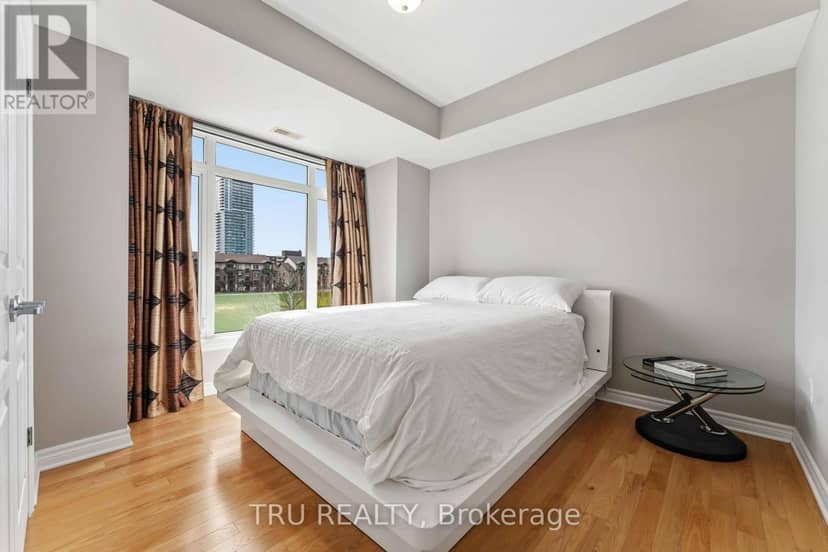 301 - 755 Beauparc Private — photo 25 of 40